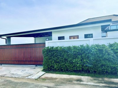 12R0432 Pool villa for rent 3 bedroom 3 bathroom 60,000/month at thalang