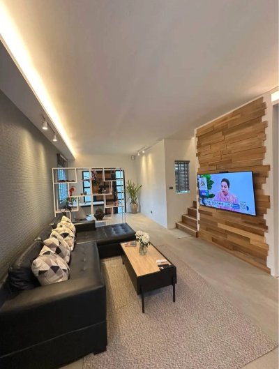 12R0433 ให้เช่าบ้านแฝดสองชั้น 3 ห้องนอน 2 ห้องน้ำ ราคา 32,000/เดือน โซนถลาง