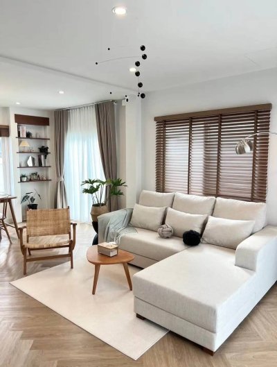 12R0437 ให้เช่าบ้านเดี่ยวสองชั้น 3 ห้องนอน 2 ห้องน้ำ ราคา 55,000/เดือน โซนถลาง