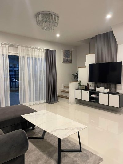 12R0438 ให้เช่าบ้านเดี่ยวสองชั้น 3 ห้องนอน 2 ห้องน้ำ ราคา 65,000/เดือน โซนถลาง