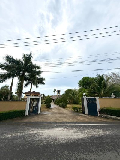 12R0441 พูลวิลล่าให้เช่า 4 ห้องนอน 3 ห้องน้ำ ราคา 120,000/เดือน โซนถลาง