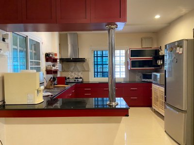 12R0442 พูลวิลล่าให้เช่า 4 ห้องนอน 3 ห้องน้ำ ราคา 80,000/เดือน โซนถลาง