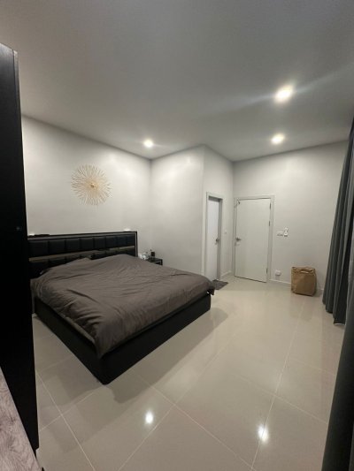 12R0443 ให้เช่า pool villa 2 ห้องนอน 2 ห้องน้ำ ราคา 50,000/เดือน โซนถลาง