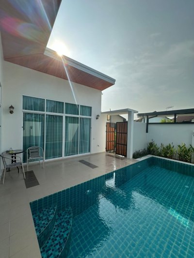 12R0443 ให้เช่า pool villa 2 ห้องนอน 2 ห้องน้ำ ราคา 50,000/เดือน โซนถลาง