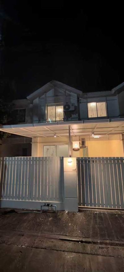 12R0469 ให้เช่าบ้านแฝดสองชั้น 3 ห้องนอน 2 ห้องน้ำ ราคา 22,000/เดือน โซนถลาง