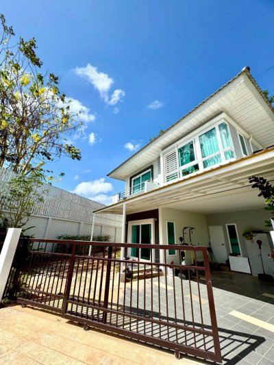 12R0471 ให้เช่า pool villa 4 ห้องนอน 3 ห้องน้ำ ราคา 130,000/เดือน โซนถลาง