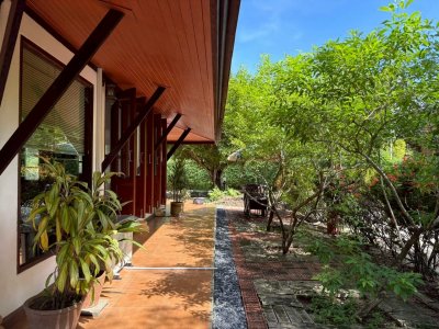 12R0478 This house for rent 4 bedroom 5 bathroom 70,000/month at thalang