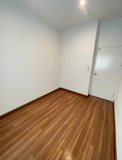 12R0479 ให้เช่าบ้านแฝดสองชั้น 3 ห้องนอน 3 ห้องน้ำ ราคา 30,000/เดือน โซนถลาง