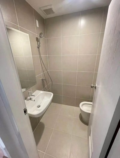 12R0479 ให้เช่าบ้านแฝดสองชั้น 3 ห้องนอน 3 ห้องน้ำ ราคา 30,000/เดือน โซนถลาง