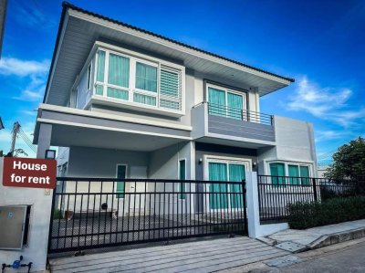 12R0481 ให้เช่าบ้านเดี่ยวสองชั้น 4 ห้องนอน 3 ห้องน้ำ ราคา 95,000/เดือน โซนถลาง