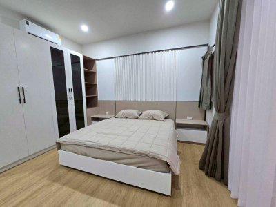 12R0482 ให้เช่าบ้านแฝดสองชั้น 2 ห้องนอน 2 ห้องน้ำ ราคา 45,000/เดือน โซนถลาง