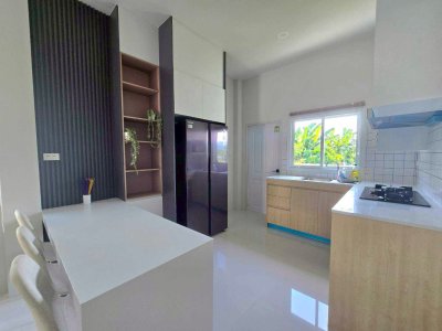 12R0482 ให้เช่าบ้านแฝดสองชั้น 2 ห้องนอน 2 ห้องน้ำ ราคา 45,000/เดือน โซนถลาง