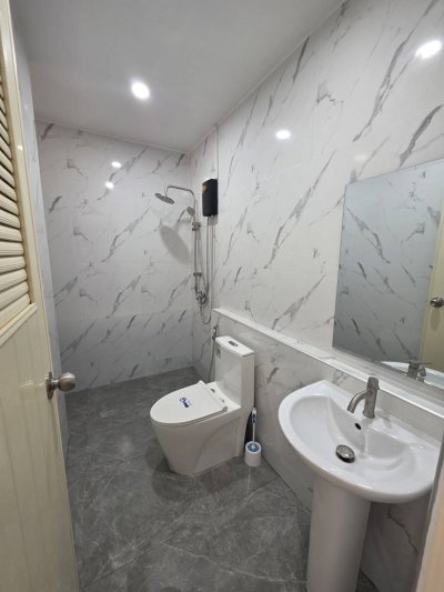 12R0483 ให้เช่า pool villa 2 ห้องนอน 3 ห้องน้ำ ราคา 45,000/เดือน โซนถลาง