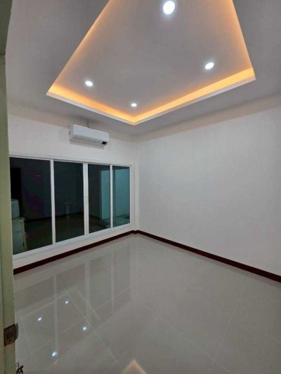 12R0483 ให้เช่า pool villa 2 ห้องนอน 3 ห้องน้ำ ราคา 45,000/เดือน โซนถลาง