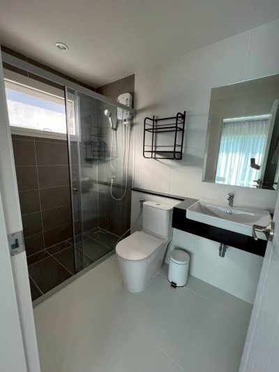 12R0492 ให้เช่าบ้านเดี่ยวสองชั้น 4 ห้องนอน 3 ห้องน้ำ ราคา 85,000/เดือน โซนถลาง
