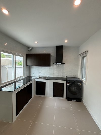 12R0494 This house for rent 3 bedroom 2 bathroom 40,000/month at thalang