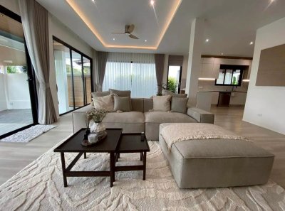 12R0501 Pool villa for rent 3 bedroom 3 bathroom 115,000/month at thalang