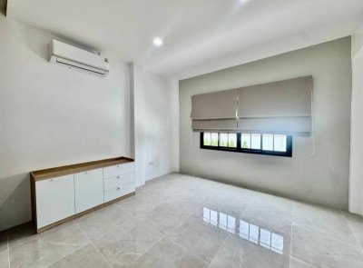 12R0502 ให้เช่าบ้านเดี่ยวชั้นเดียว 4 ห้องนอน 3 ห้องน้ำ ราคา 55,000/เดือน โซนถลาง