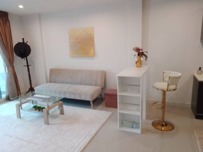 12R0503 ให้เช่าบ้านแฝดสองชั้น 3 ห้องนอน 2 ห้องน้ำ ราคา 21,000/เดือน โซนถลาง