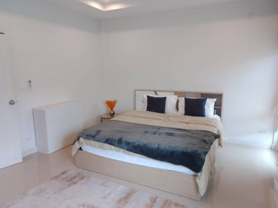 12R0503 ให้เช่าบ้านแฝดสองชั้น 3 ห้องนอน 2 ห้องน้ำ ราคา 21,000/เดือน โซนถลาง