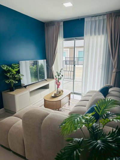 12R0504 ให้เช่าบ้านแฝดสองชั้น 3 ห้องนอน 2 ห้องน้ำ 35,000/เดือน โซนถลาง 12R0504 ให้เช่าบ้านแฝดสองชั้น 3 ห้องนอน 2 ห้องน้ำ 35,000/เดือน โซนถลาง