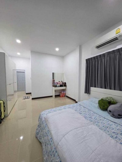 12R0505 This house for rent 3 bedroom 2 bathroom 35,000/month at thalang