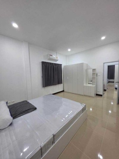 12R0505 This house for rent 3 bedroom 2 bathroom 35,000/month at thalang