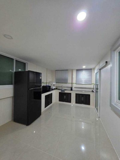 12R0505 This house for rent 3 bedroom 2 bathroom 35,000/month at thalang