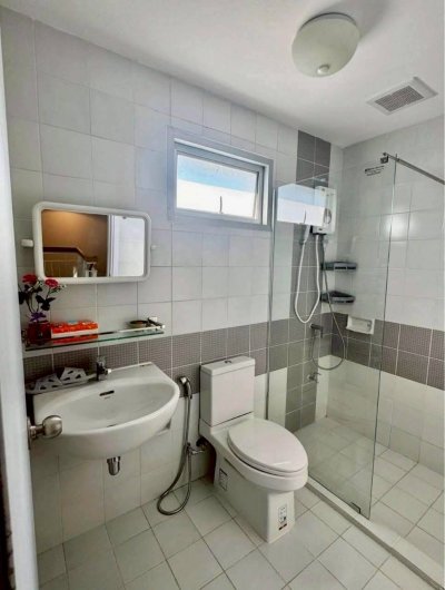 12R0506 ให้เช่าบ้านแฝดสองชั้น 3 ห้องนอน 2 ห้องน้ำ ราคา 25,000/เดือน โซนถลาง 12R0506 ให้เช่าบ้านแฝดสองชั้น 3 ห้องนอน 2 ห้องน้ำ ราคา 25,000/เดือน โซนถลาง