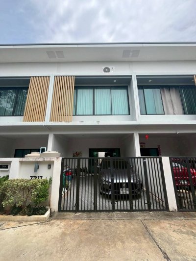 12R0507 ให้เช่าบ้านแฝดสองชั้น 2 ห้องนอน 3 ห้องน้ำ ราคา 25,000/เดือน โซนถลาง 12R0507 ให้เช่าบ้านแฝดสองชั้น 2 ห้องนอน 3 ห้องน้ำ ราคา 25,000/เดือน โซนถลาง