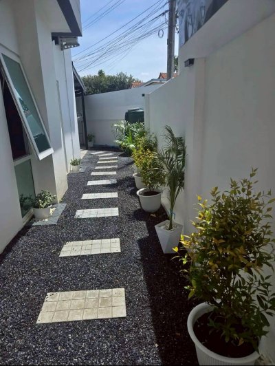 12R0509 ให้เช่าบ้านแฝดสองชั้น 2 ห้องนอน 3 ห้องน้ำ ราคา 40,000/เดือน โซนถลาง 12R0509 ให้เช่าบ้านแฝดสองชั้น 2 ห้องนอน 3 ห้องน้ำ ราคา 40,000/เดือน โซนถลาง