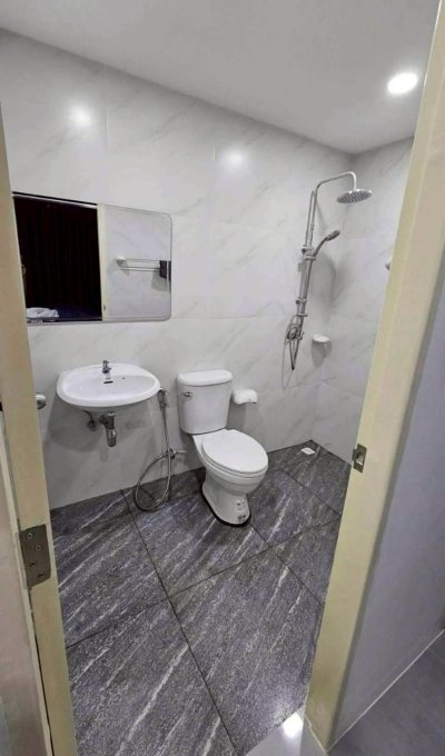 12R0509 ให้เช่าบ้านแฝดสองชั้น 2 ห้องนอน 3 ห้องน้ำ ราคา 40,000/เดือน โซนถลาง 12R0509 ให้เช่าบ้านแฝดสองชั้น 2 ห้องนอน 3 ห้องน้ำ ราคา 40,000/เดือน โซนถลาง