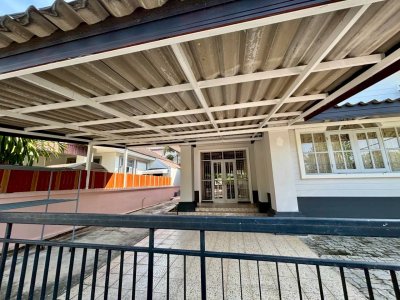 12R0511 ให้เช่าบ้านแฝดสองชั้น 2 ห้องนอน 2 ห้องน้ำ ราคา 35,000/เดือน โซนถลาง 12R0511 ให้เช่าบ้านแฝดสองชั้น 2 ห้องนอน 2 ห้องน้ำ ราคา 35,000/เดือน โซนถลาง