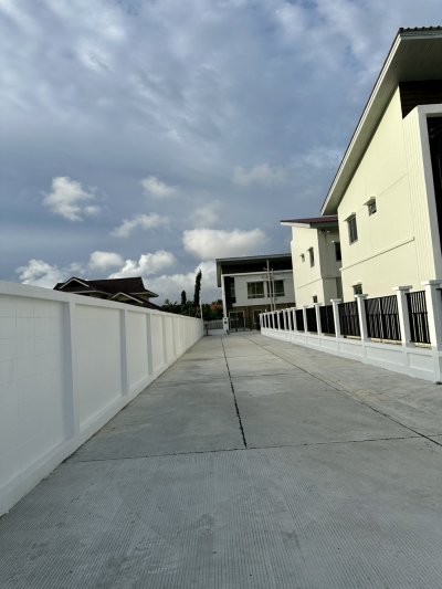 12R0513 ให้เช่าบ้านแฝดสองชั้น 3 ห้องนอน 2 ห้องน้ำ ราคา 25,000/เดือน โซนถลาง 12R0513 ให้เช่าบ้านแฝดสองชั้น 3 ห้องนอน 2 ห้องน้ำ ราคา 25,000/เดือน โซนถลาง