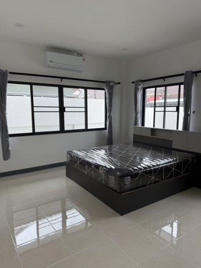 12R0515 ให้เช่าบ้านเดี่ยวชั้นเดียว 3 ห้องนอน 2 ห้องน้ำ ราคา 45,000/เดือน โซนถลาง