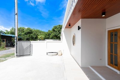 12R0518 This house for rent 3 bedroom 2 bathroom 35,000/month at thalang