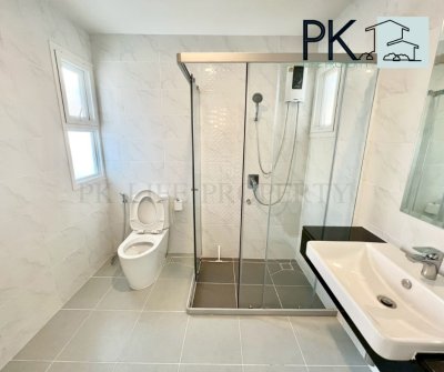 12R0522 This house for rent 4 bedroom 3 bathroom 85,000/month at thalang