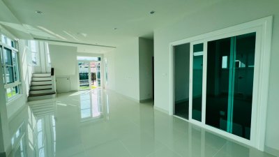 12R0523 ให้เช่าบ้านเดี่ยวสองชั้น 3 ห้องนอน 3 ห้องน้ำ ราคา 88,000/เดือน โซนถลาง