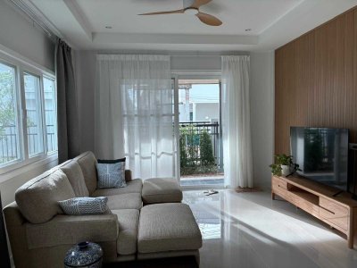 12R0524 ให้เช่าบ้านเดี่ยวสองชั้น 4 ห้องนอน 2 ห้องน้ำ ราคา 85,000/เดือน โซนถลาง