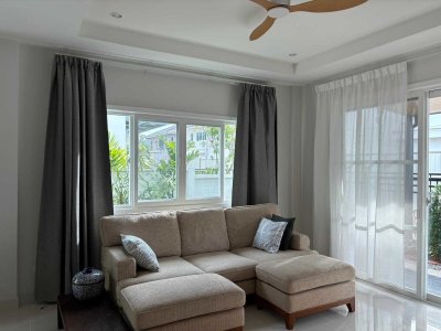 12R0524 ให้เช่าบ้านเดี่ยวสองชั้น 4 ห้องนอน 2 ห้องน้ำ ราคา 85,000/เดือน โซนถลาง