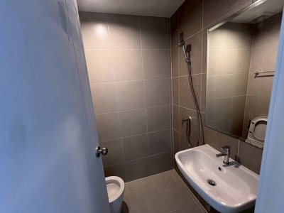 12R0526 ให้เช่าบ้านแฝดสองชั้น 3 ห้องนอน 3 ห้องน้ำ ราคา 40,000/เดือน โซนถลาง