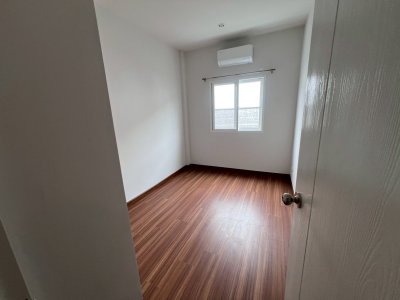 12R0526 ให้เช่าบ้านแฝดสองชั้น 3 ห้องนอน 3 ห้องน้ำ ราคา 40,000/เดือน โซนถลาง