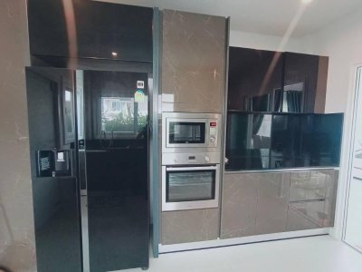 12R0527 Pool villa ให้เช่า 4 ห้องนอน 3 ห้องน้ำ ราคา 90,000/เดือน โซนถลาง