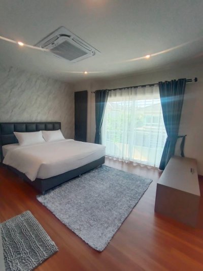 12R0527 Pool villa ให้เช่า 4 ห้องนอน 3 ห้องน้ำ ราคา 90,000/เดือน โซนถลาง
