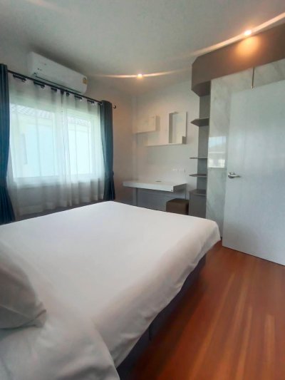 12R0527 Pool villa ให้เช่า 4 ห้องนอน 3 ห้องน้ำ ราคา 90,000/เดือน โซนถลาง