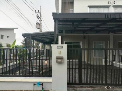 12R0530 ให้เช่าบ้านแฝดสองชั้น 3 ห้องนอน 2 ห้องน้ำ ราคา 35,000/เดือน โซนถลาง