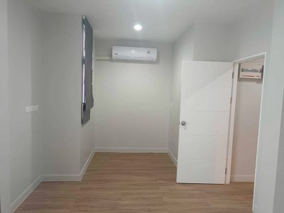 12R0530 ให้เช่าบ้านแฝดสองชั้น 3 ห้องนอน 2 ห้องน้ำ ราคา 35,000/เดือน โซนถลาง