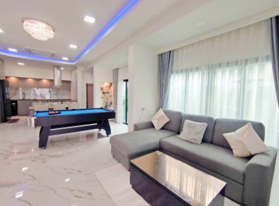 12R0531 ให้เช่า pool villa 3 ห้องนอน 5 ห้องน้ำ ราคา 90,000/เดือน โซนถลาง