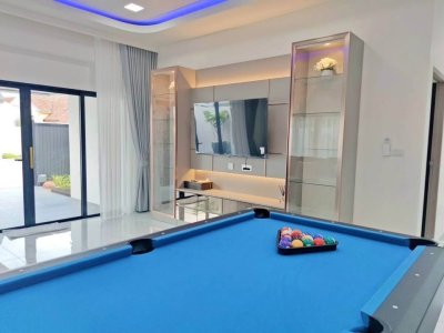 12R0531 ให้เช่า pool villa 3 ห้องนอน 5 ห้องน้ำ ราคา 90,000/เดือน โซนถลาง