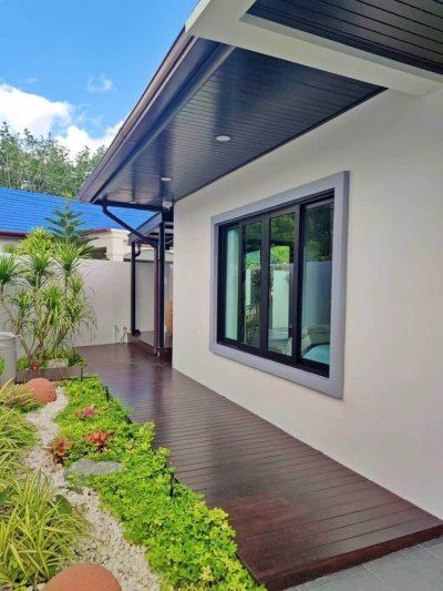 12R0531 ให้เช่า pool villa 3 ห้องนอน 5 ห้องน้ำ ราคา 90,000/เดือน โซนถลาง